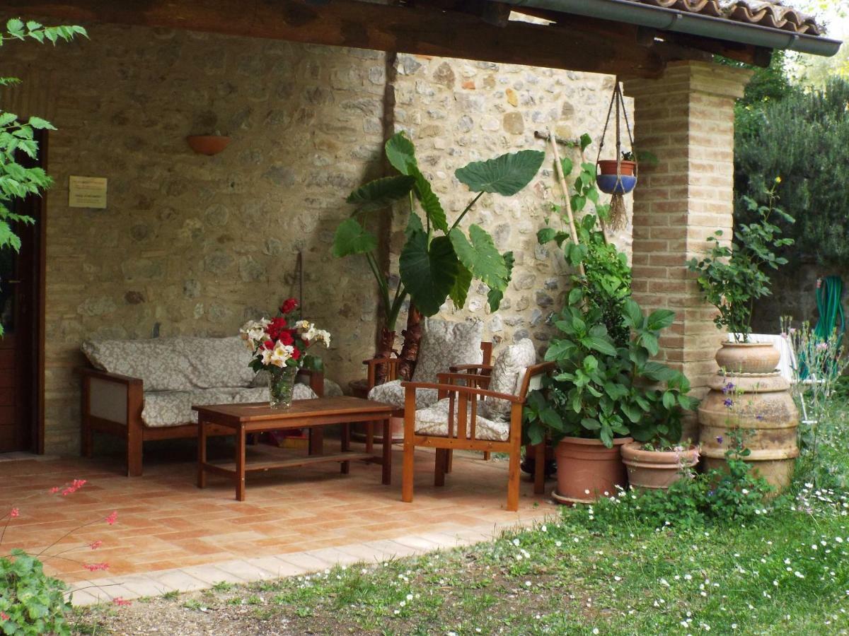 Agriturismo Frallarenza フィクッレ エクステリア 写真